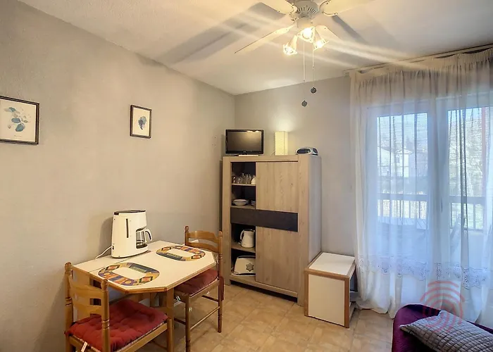 A Lamalou-les-bains, Balcon, Wifi, Proche Thermes Et Nature - Fr-1-451-208 *