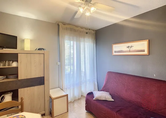 Apartment A Lamalou-les-bains, Balcon, Wifi, Proche Thermes Et Nature - Fr-1-451-208 *